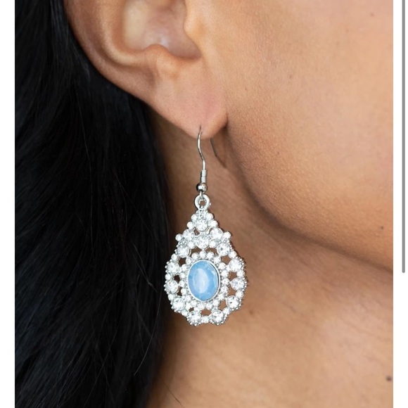 Celestial Charmer Earring. NWT - Picture 2 of 3